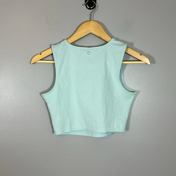 Yogalicious Pure Cloud Crop Tank Women’s Size Small - Picture 4 of 6